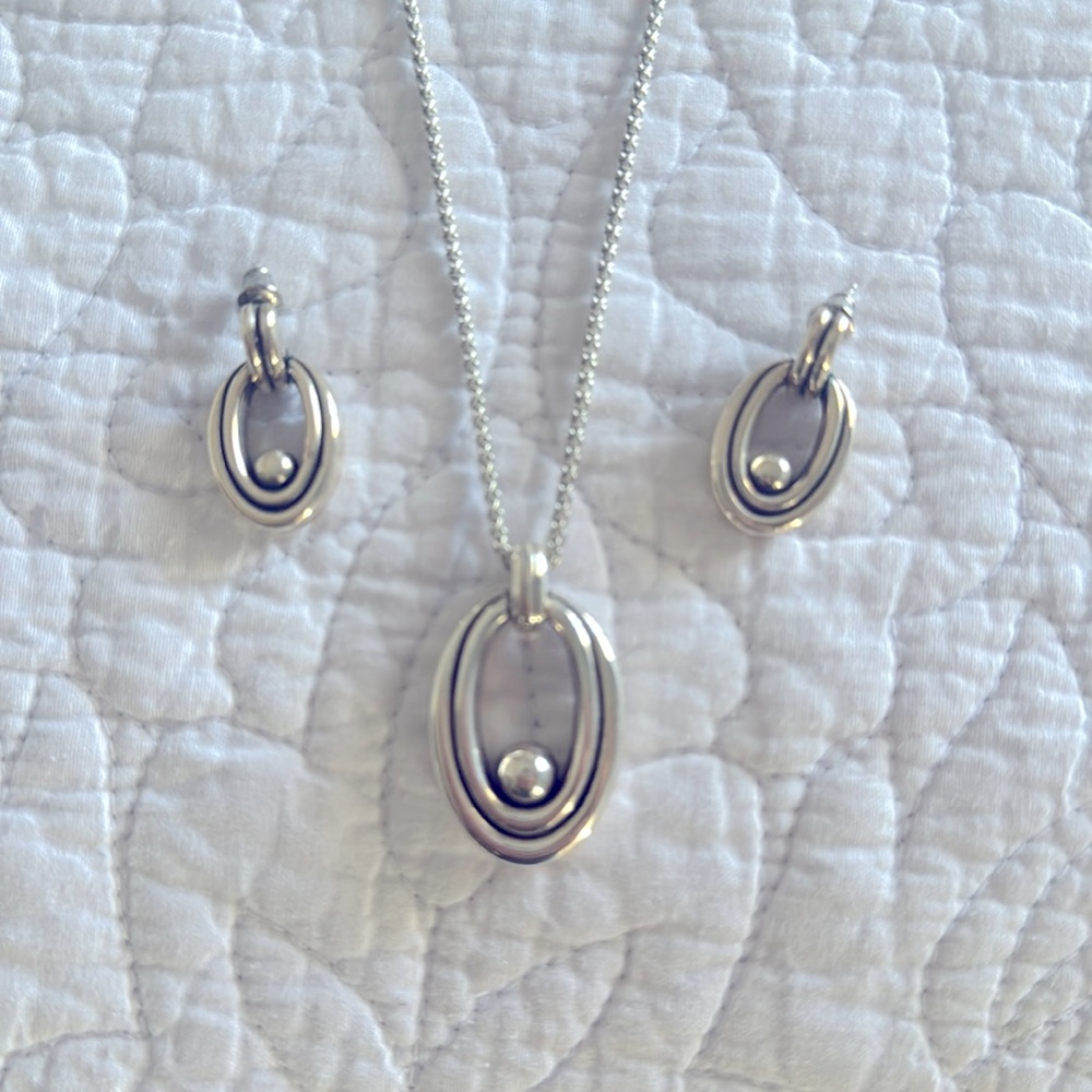 New Brighton Set Without Tags With A Beautiful Ba… - image 2